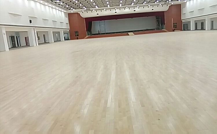 籃球場木地板就是這么專業(yè)