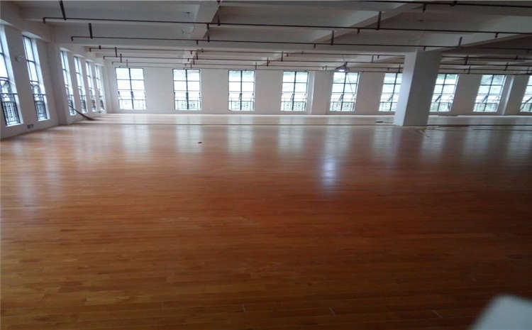 硬木企口運(yùn)動(dòng)籃球地板板式龍骨結(jié)構(gòu)