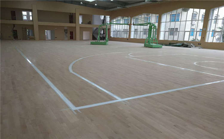 楓樺木NBA籃球場(chǎng)木地板哪個(gè)牌子好?