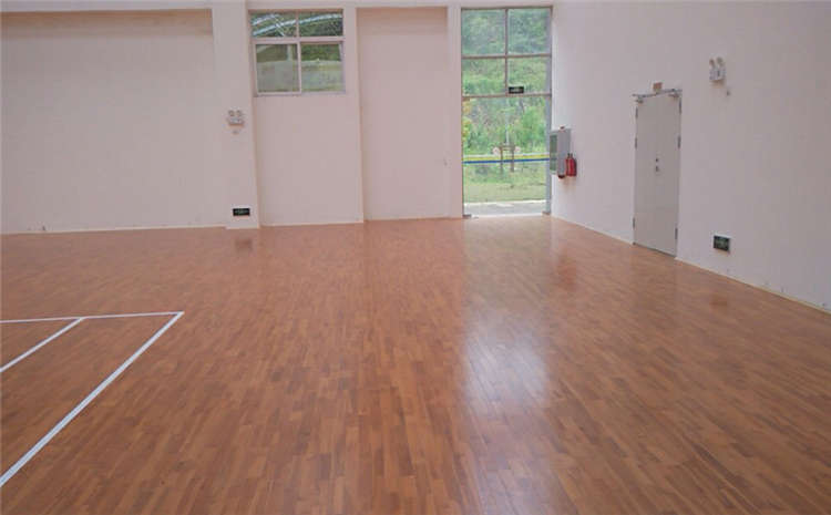 松木籃球場(chǎng)實(shí)木地板造價(jià)
