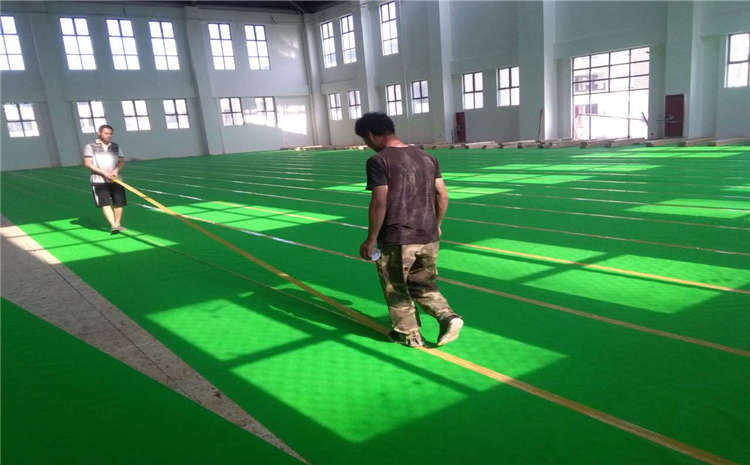 指接板羽毛球館木地板批發(fā)**