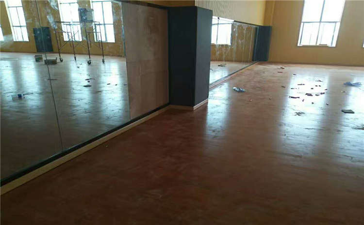 硬木企口舞臺(tái)木地板怎么保養(yǎng)？