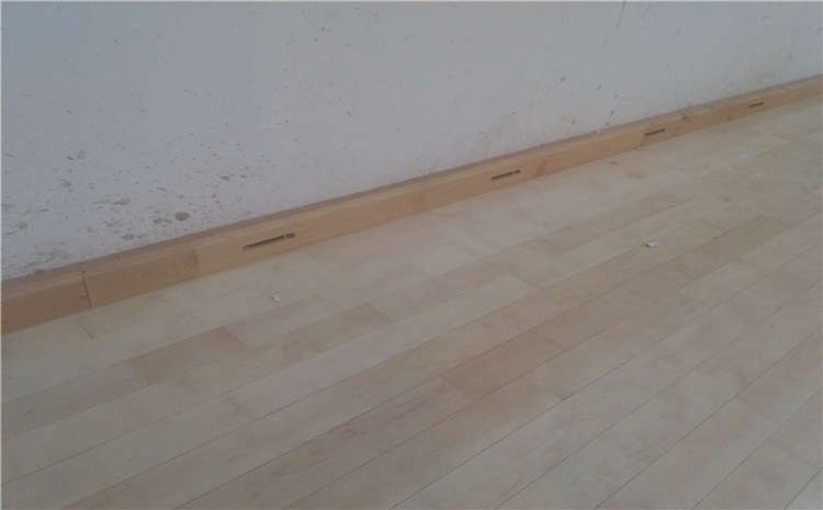 指接板舞臺(tái)實(shí)木地板價(jià)格是多少錢？