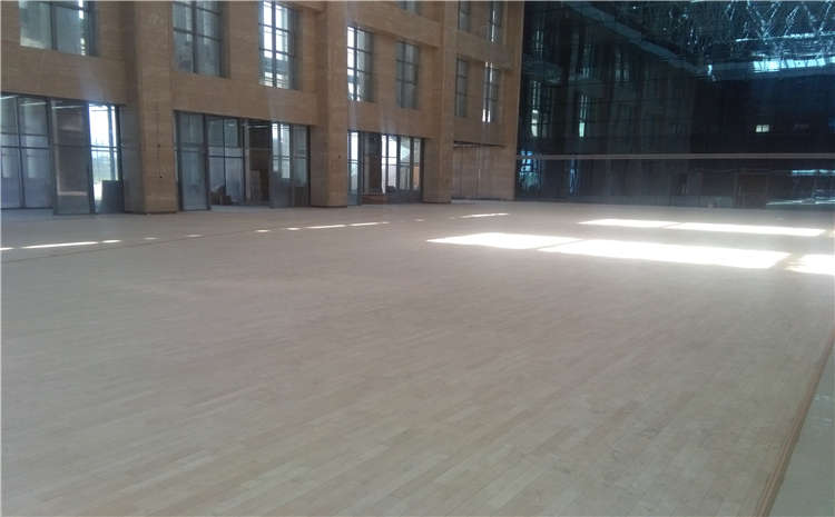 硬木企口籃球運(yùn)動(dòng)地板雙層龍骨結(jié)構(gòu)