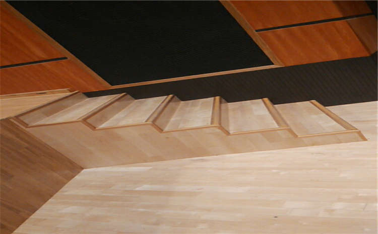 硬木企口木地板籃球場(chǎng)哪個(gè)牌子好?