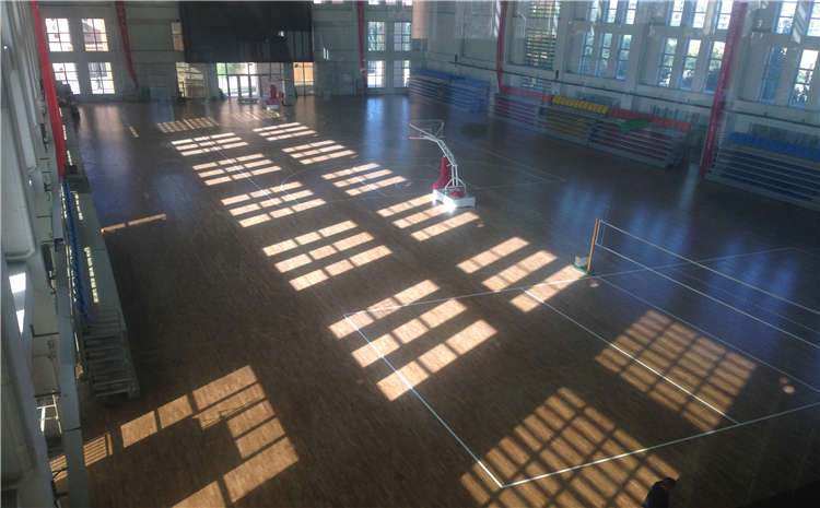 學(xué)校羽毛球館木地板結(jié)構(gòu)