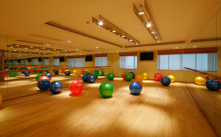 24厚實(shí)木運(yùn)動(dòng)地板哪個(gè)牌子好?