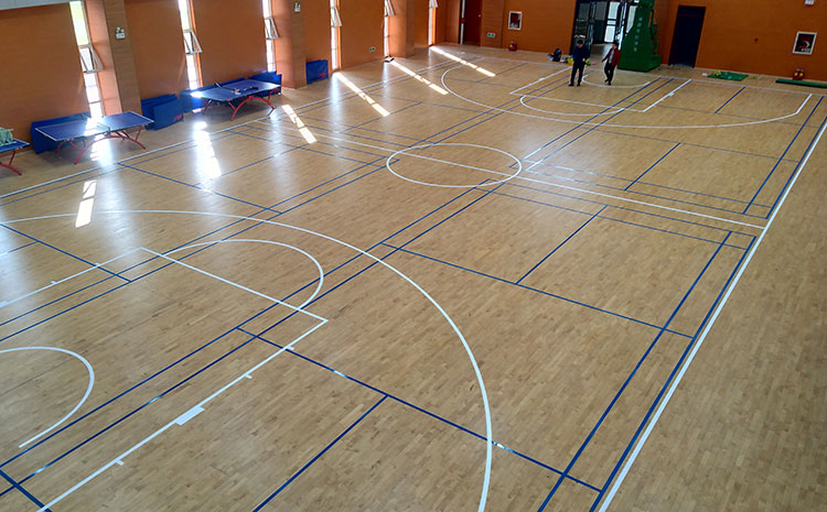 松木舞臺實木地板多少錢一平米？