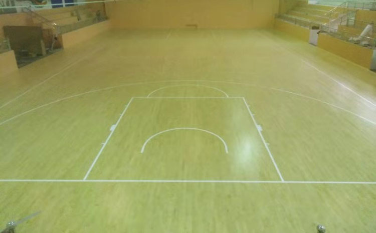 怎么翻新?學(xué)校體育館木地板