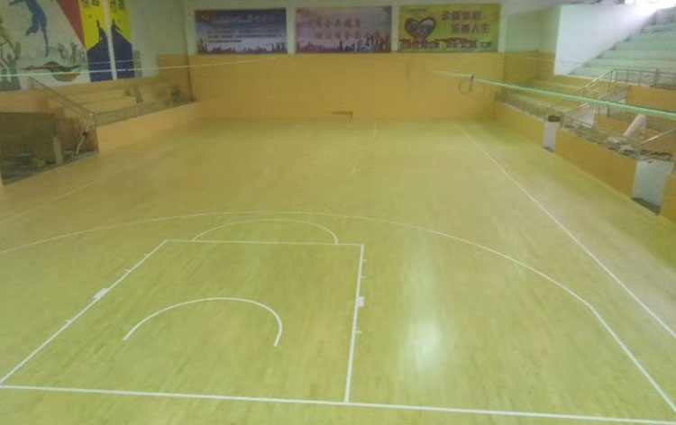 橡膠木籃球館木地板造價