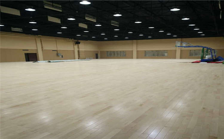 上海柞木實(shí)木運(yùn)動地板怎么安裝