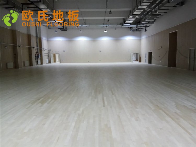 北京門頭溝上悅居配套中學(xué)籃球館木地板