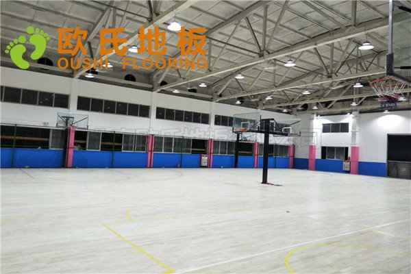 廣東YBDL江門HOOP PARK籃球公園木地板項(xiàng)目