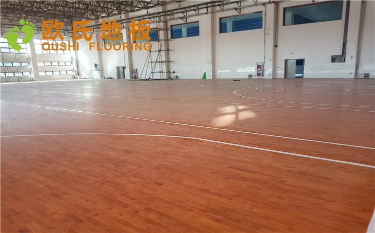 內(nèi)蒙通遼市霍林郭勒市全民健身活動(dòng)中心木地板